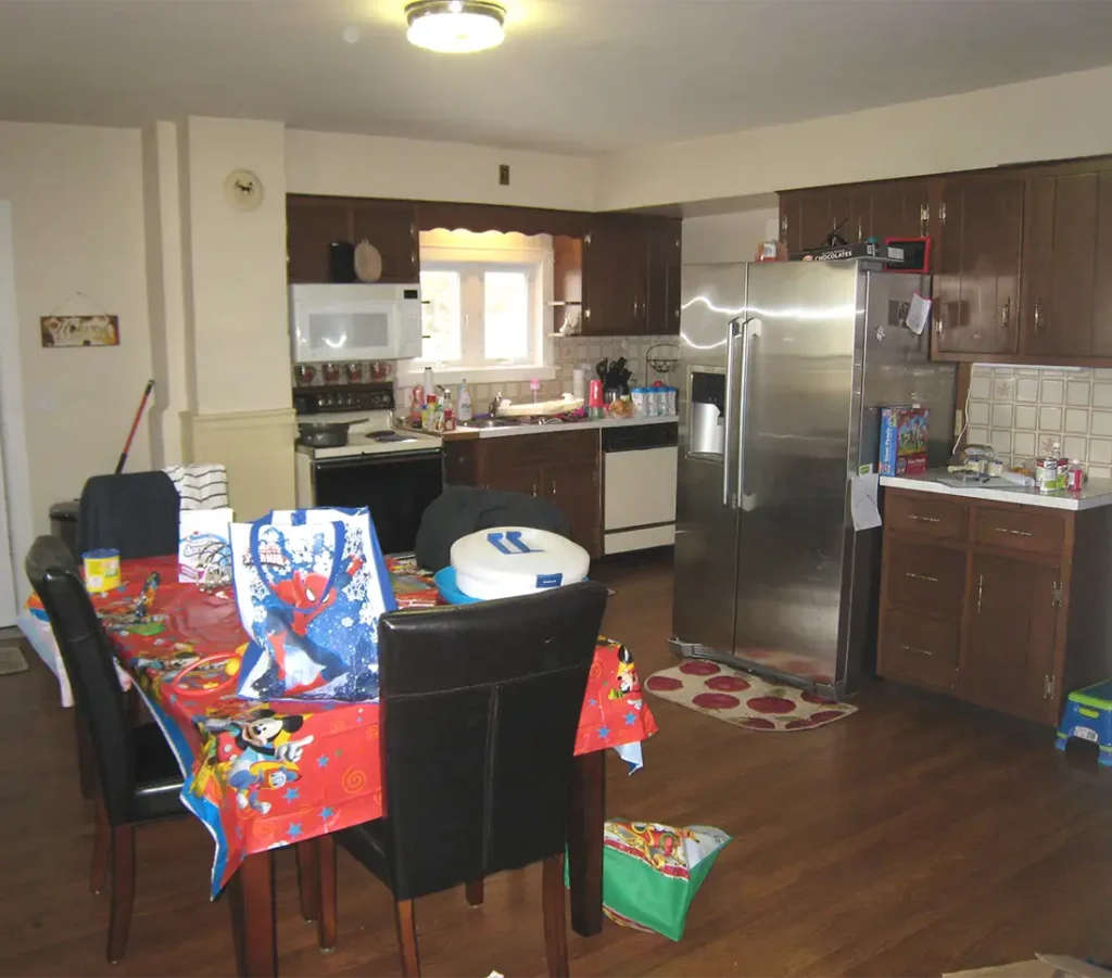 Kitchen before renovation
