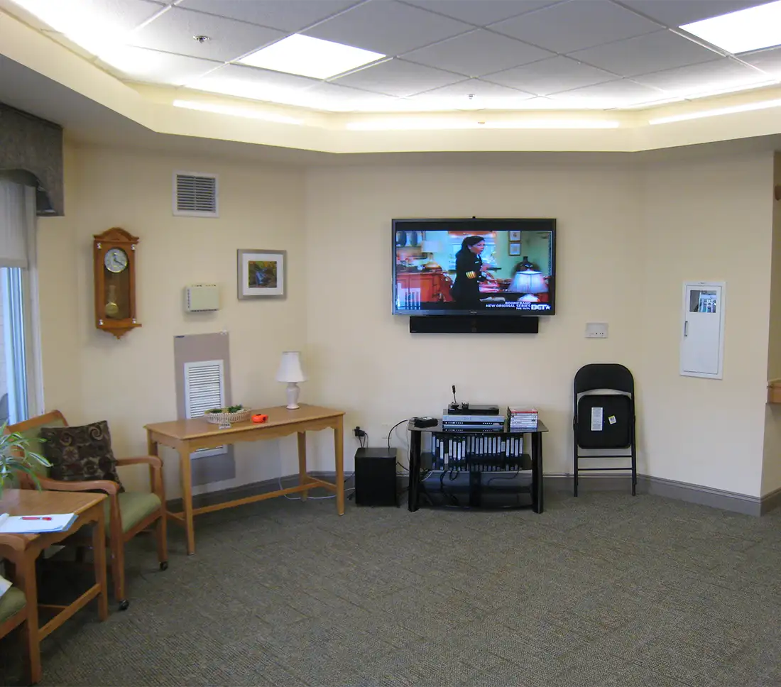 TV lounge area before renovation