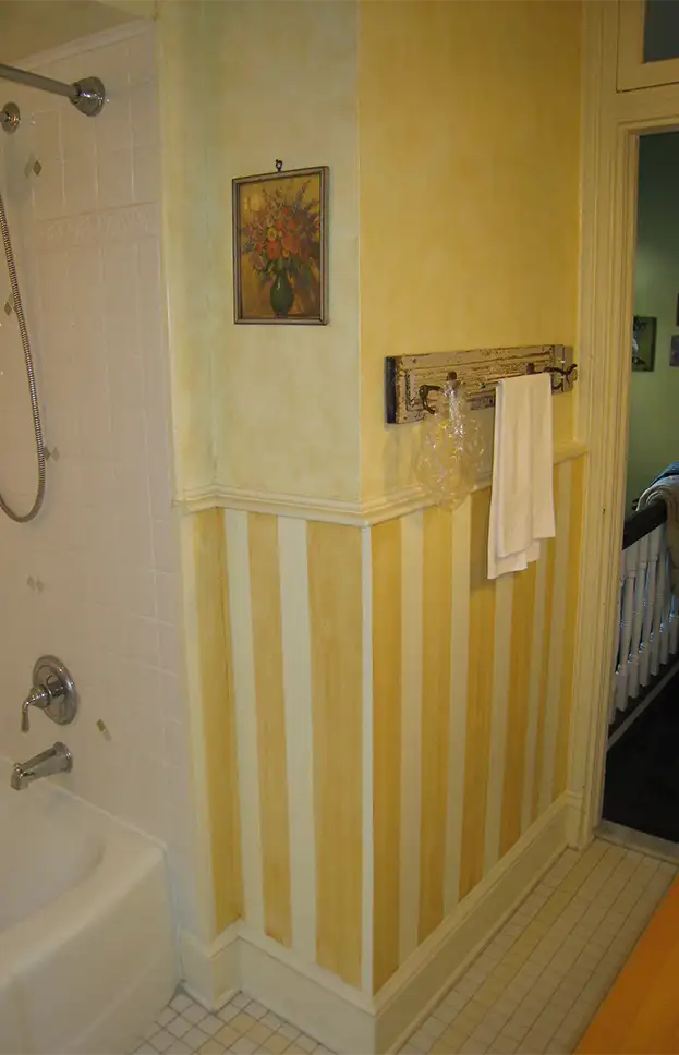 Bathroom before renovation